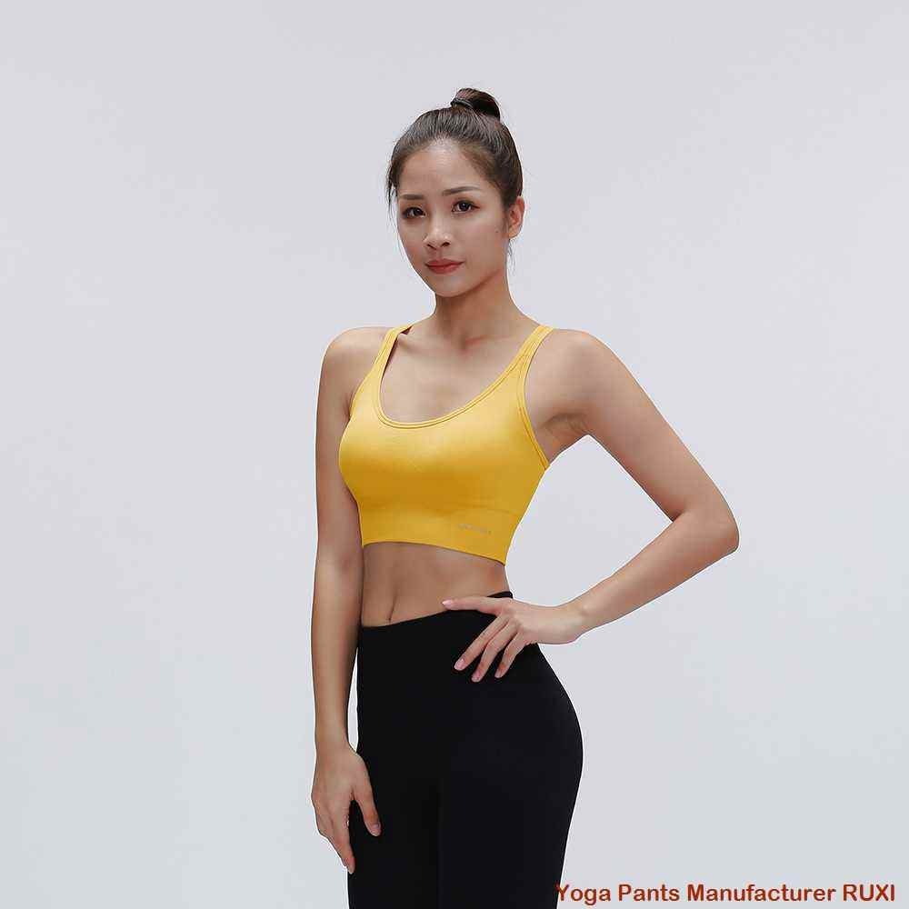 Fashionabla kvinnor i yogabyxor Ruxi se3648